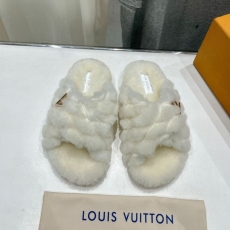 Louis Vuitton Slippers